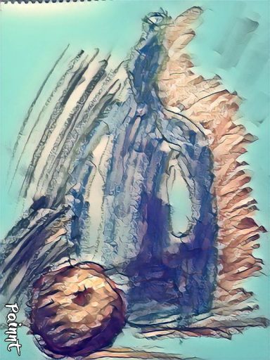 otro bodegón Botella azul y un objeto redondo, sobre fondo azul con trazos de pintura.